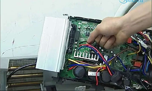 阿克陶美的空调电话是多少